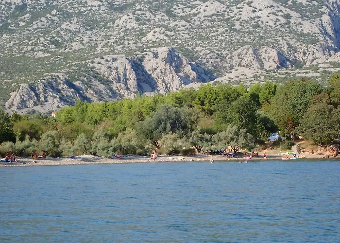 - Paklenica Riviera 6847 Селине