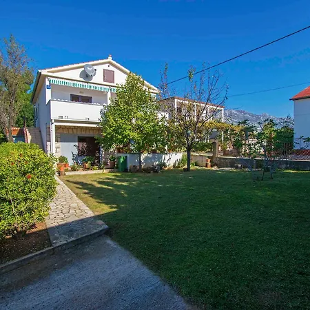 - Paklenica Riviera 6847 *