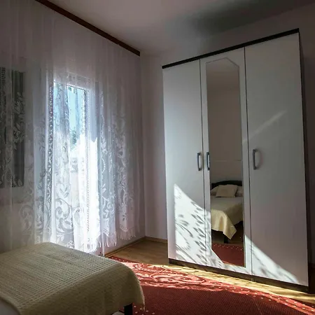 Апартаменты - Paklenica Riviera 6847 *
