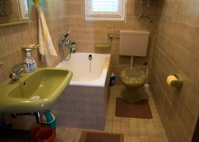 - Paklenica Riviera 6847 * Seline