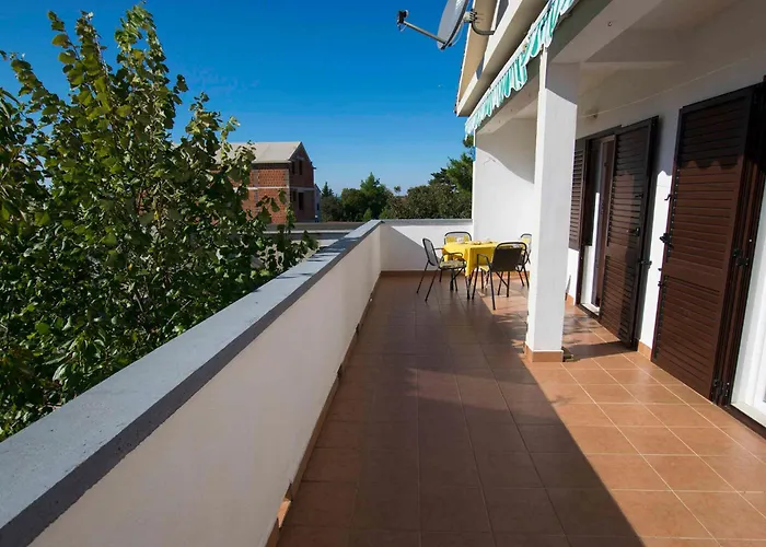 Lägenhet - Paklenica Riviera 6847 *