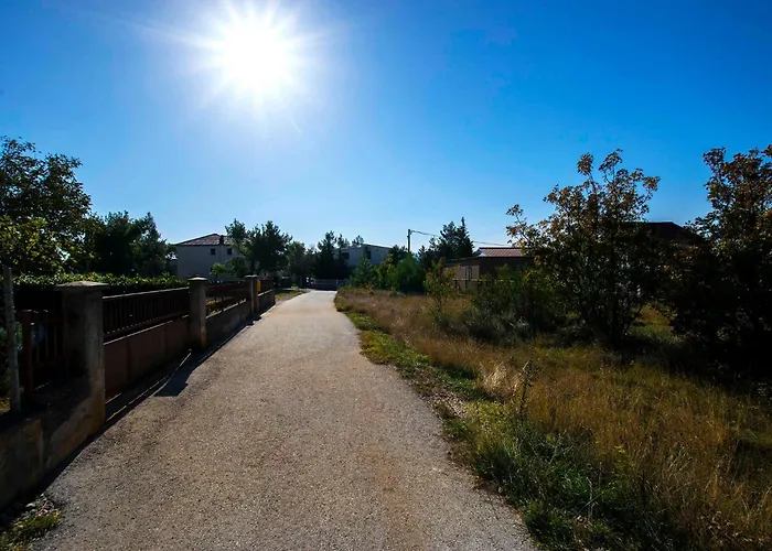- Paklenica Riviera 6847 * Seline